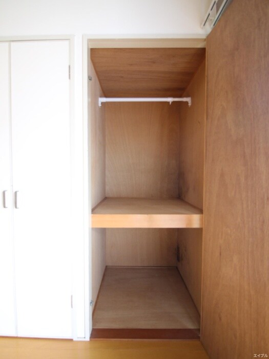 物件内観写真12　(収納)