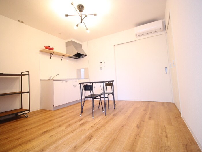 物件内観写真7　(居室)