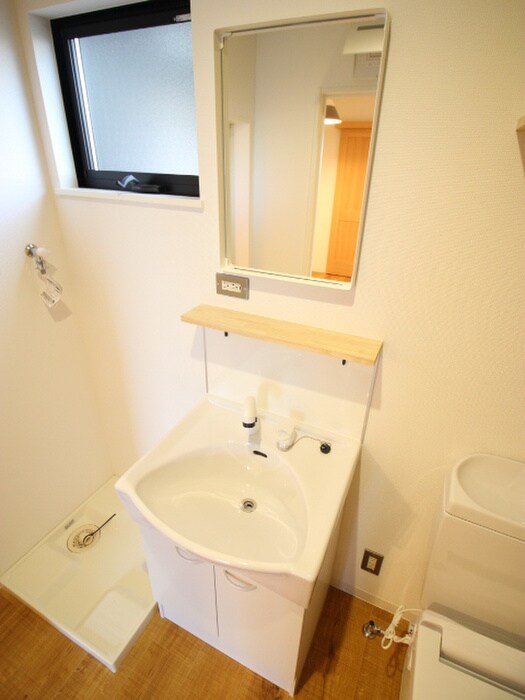 物件内観写真10　(洗面)