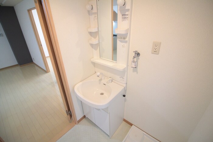 物件内観写真11　(洗面)