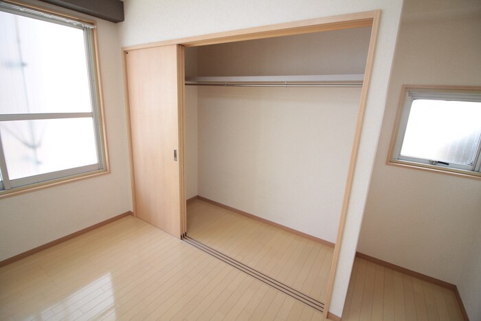 物件内観写真13　(収納)