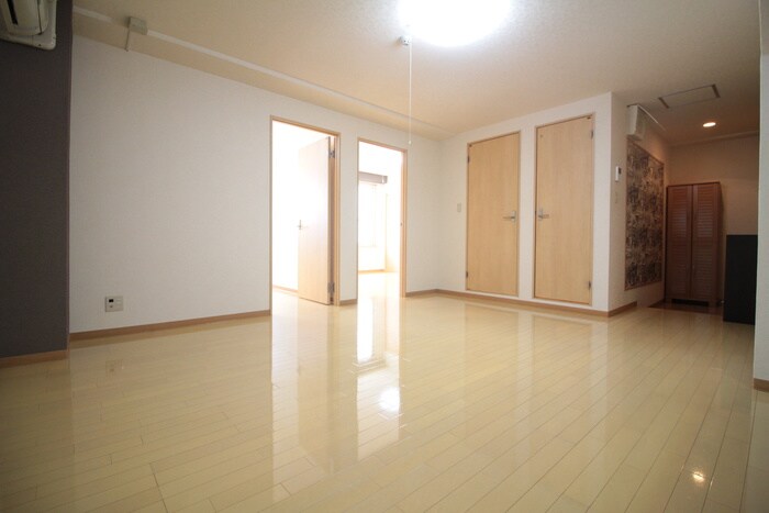 物件内観写真19　(居室)