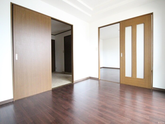 物件内観写真8　(居室)