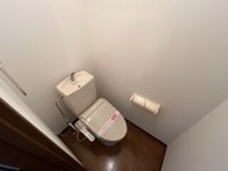 物件内観写真13　(トイレ)