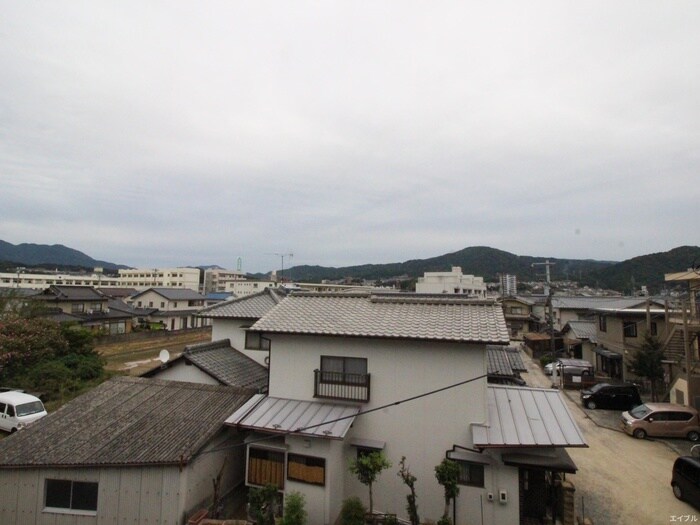 物件内観写真22　(室内からの展望)