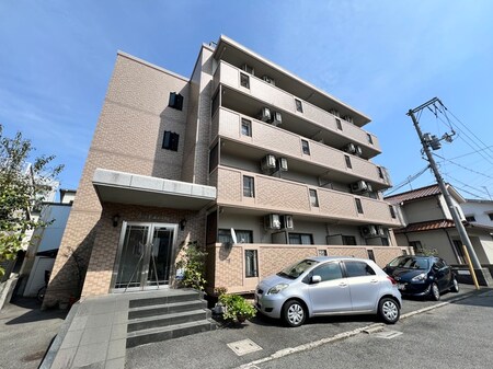 アミール福本外観写真