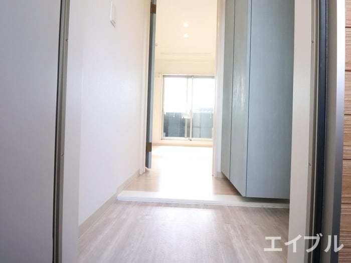 物件内観写真15　(玄関)