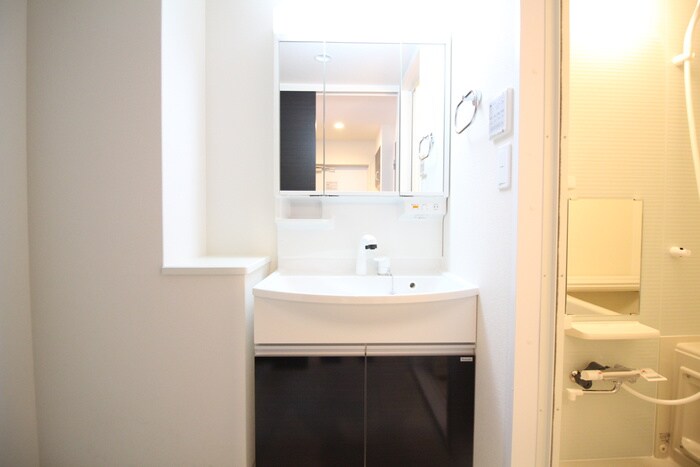 物件内観写真13　(洗面)