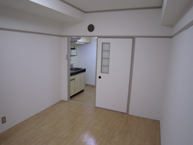 物件内観写真8　(内観写真)