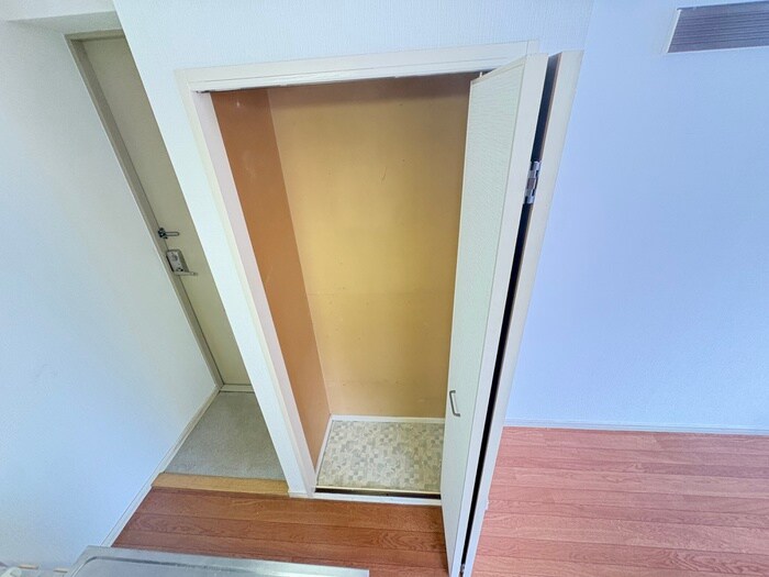 物件内観写真9　(収納)