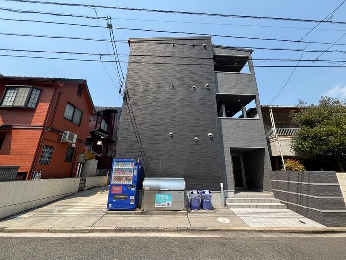 物件外観写真1　(外観写真)