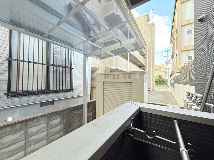 物件内観写真15　(室内からの展望)