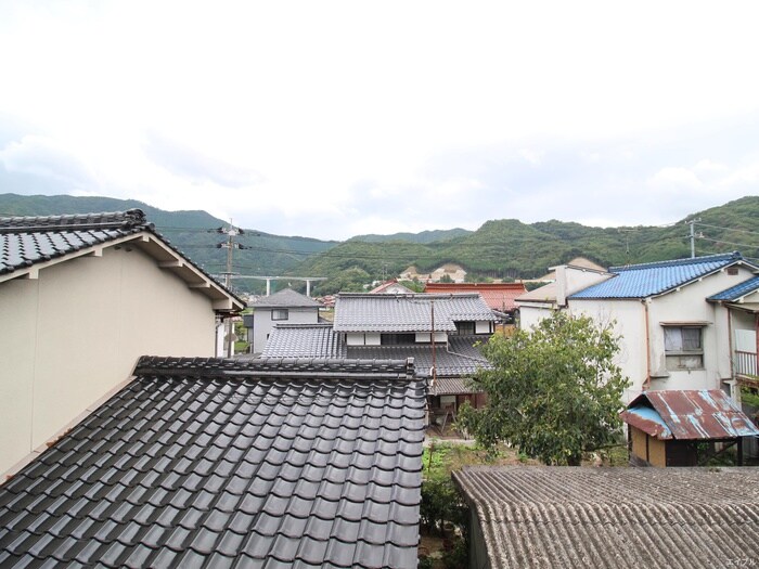 物件内観写真15　(室内からの展望)