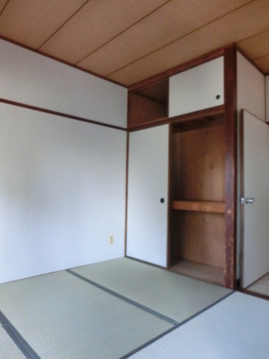 物件内観写真5　(居室)