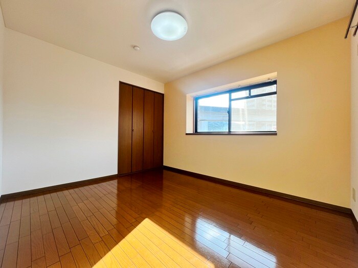 物件内観写真18　(居室)