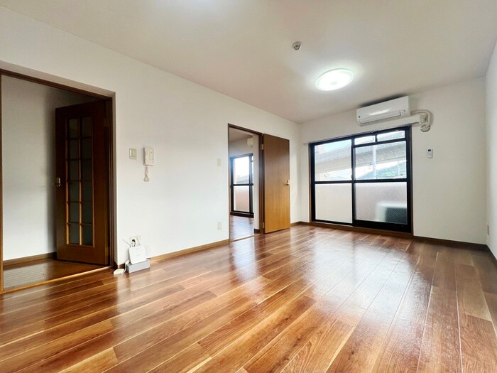 物件内観写真19　(居室)