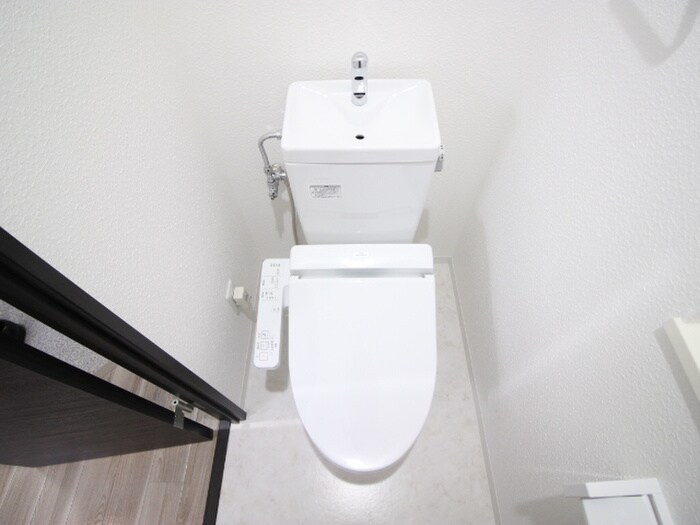 物件内観写真10　(トイレ)