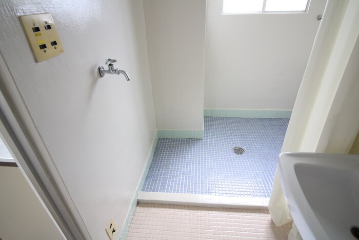 物件内観写真13　(洗濯機置場)