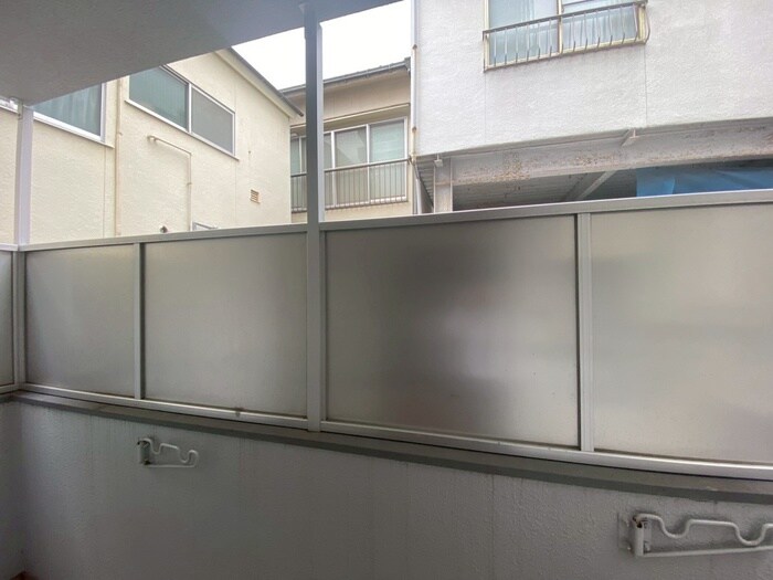 物件内観写真13　(室内からの展望)