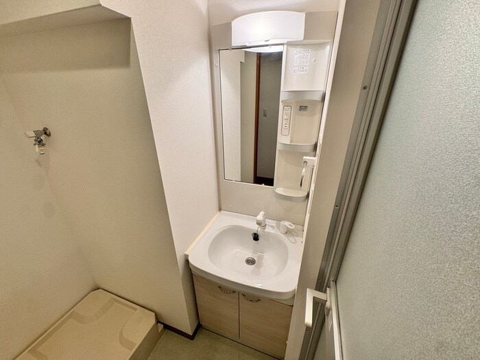 物件内観写真11　(洗面)