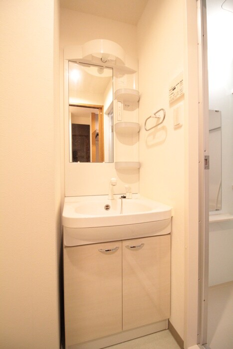 物件内観写真11　(洗面)