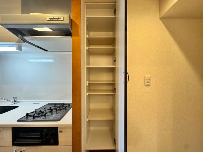 物件内観写真12　(靴箱)