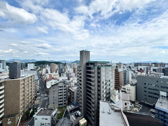 物件内観写真17　(室内からの展望)