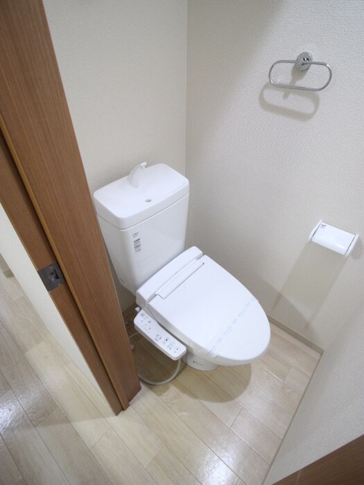 物件内観写真11　(トイレ)