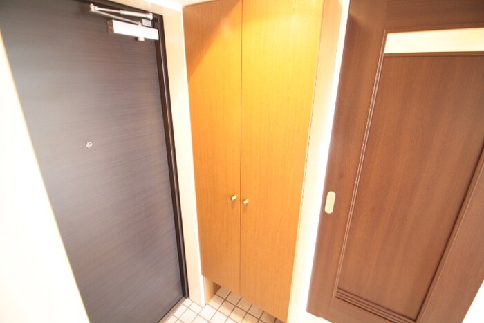 物件内観写真13　(靴箱)