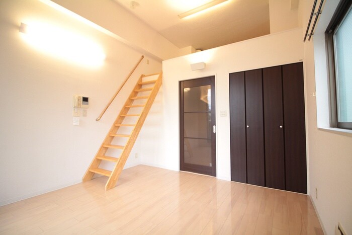 物件内観写真18　(居室)