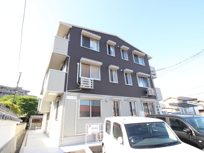 物件外観写真1　(外観写真)