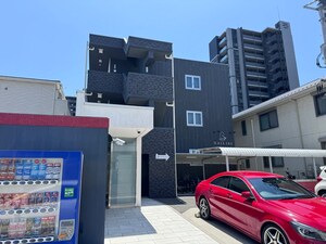 Rosso庚午外観写真