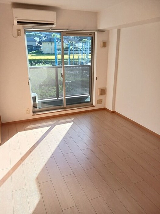 物件内観写真6　(居室)