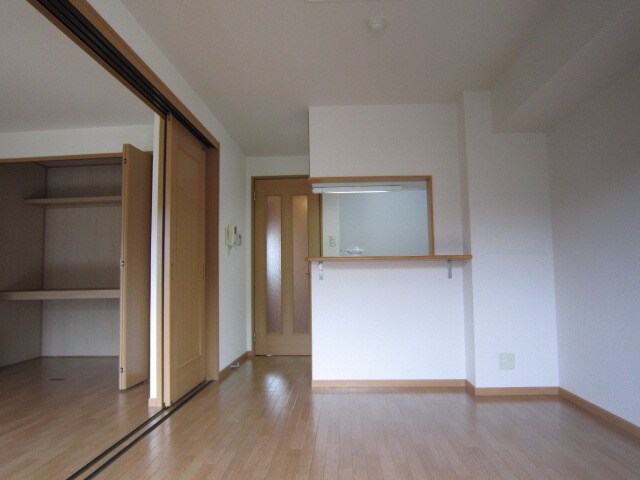 物件内観写真14　(居室)