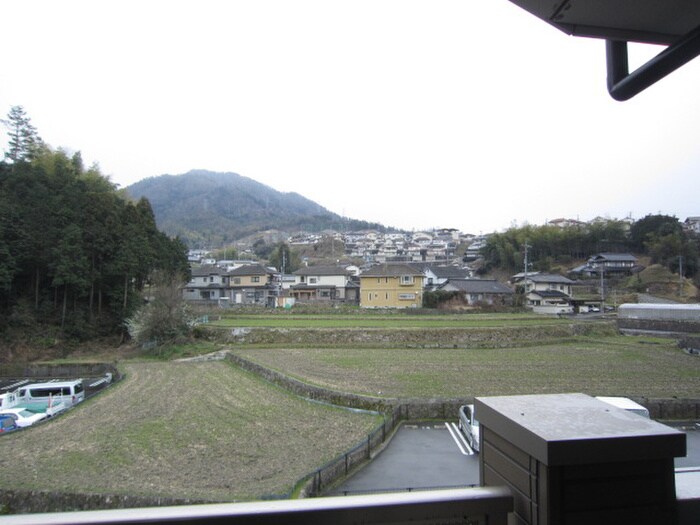 物件内観写真20　(室内からの展望)