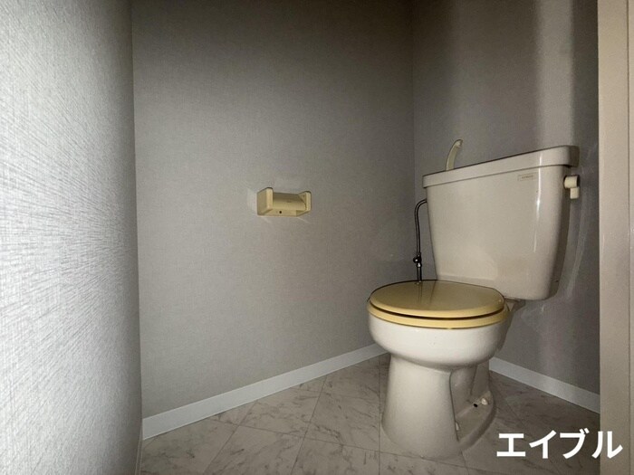 物件内観写真12　(トイレ)