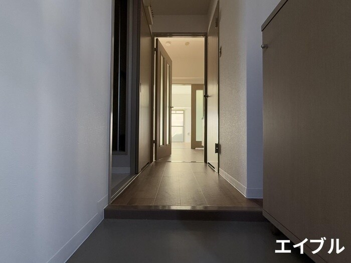 物件内観写真21　(玄関)