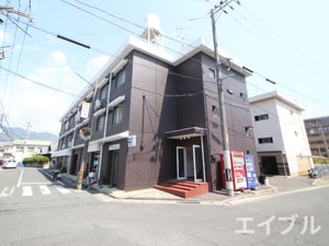 ワンピース外観写真