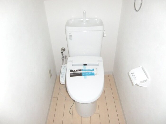 物件内観写真10　(トイレ)