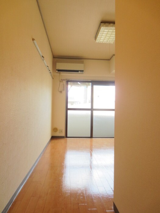 物件内観写真15　(居室)