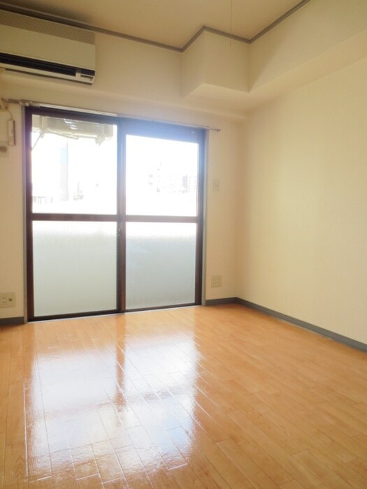 物件内観写真16　(居室)