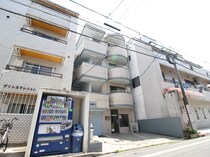 ＷＥＳＴ－ＴＡＩＬ南観音の外観写真