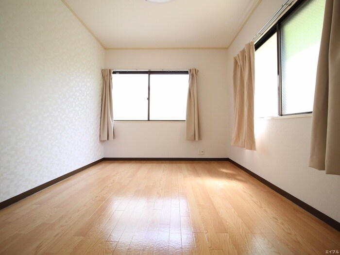 物件内観写真6　(居室)