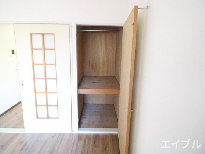 物件内観写真13　(収納)