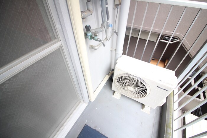 物件内観写真13　(洗濯機置場)