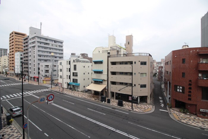 物件内観写真16　(室内からの展望)