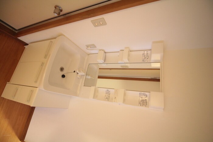 物件内観写真11　(洗面)