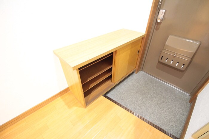 物件内観写真17　(玄関)