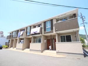 カ－サフェリ－チェ弐番館外観写真