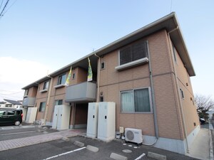 メゾン・ガ－デン外観写真